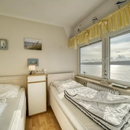 Strandhotel, App 4sh303 Хайлигенхафен